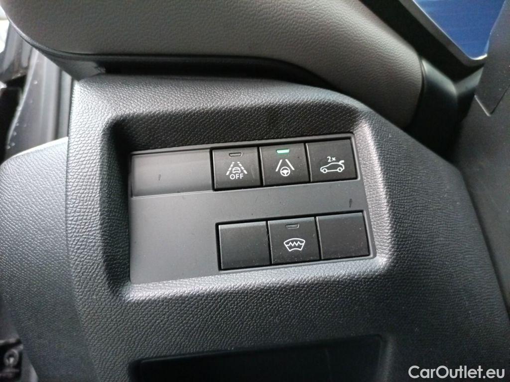 Citroen  C5 Citroën  Aircross 1.5 BlueHDi 130 S&S EAT8 Shine 5d #28