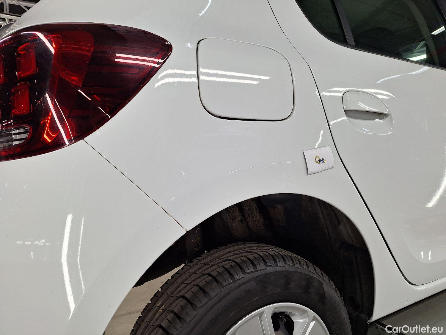 Dacia  Sandero Dacia,  '13, Dacia  1.0 SCe 75 Lauréate 5d #13