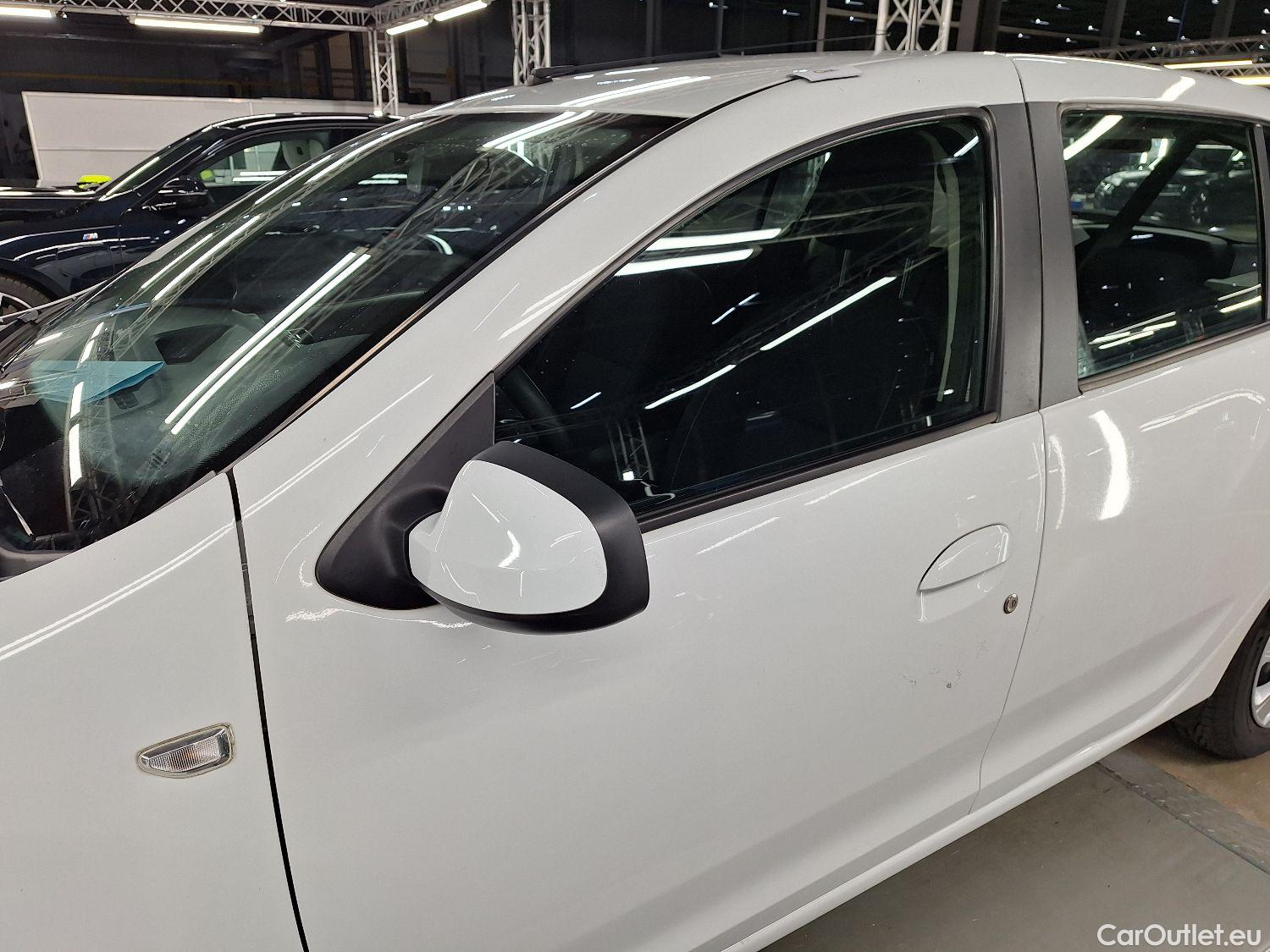 Dacia  Sandero Dacia,  '13, Dacia  1.0 SCe 75 Lauréate 5d #37