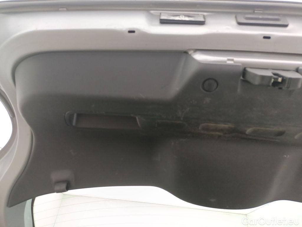 Citroen  C3 Citroën  1.2 PureTech 83 S&S MAN Shine 5d #48