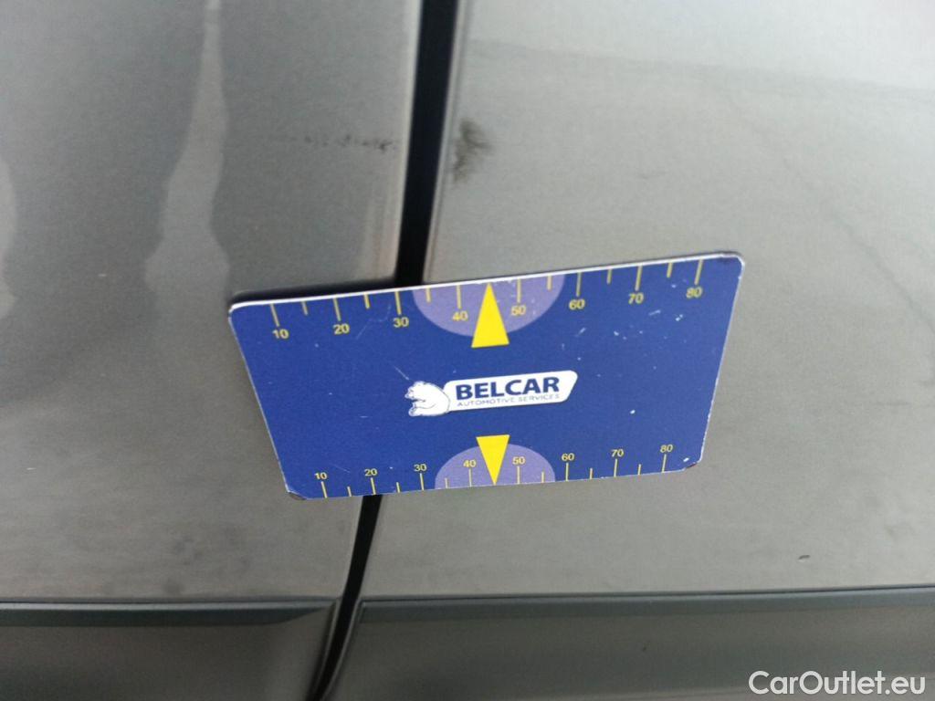 Citroen  C3 Citroën  1.5 BlueHDi 100 S&S MAN6 Shine 5d #25