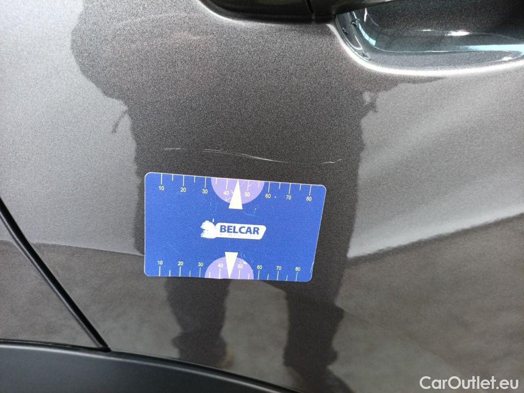 Citroen  C5 Citroën  Aircross 1.5 BlueHDi 130 S&S EAT8 Shine 5d #42