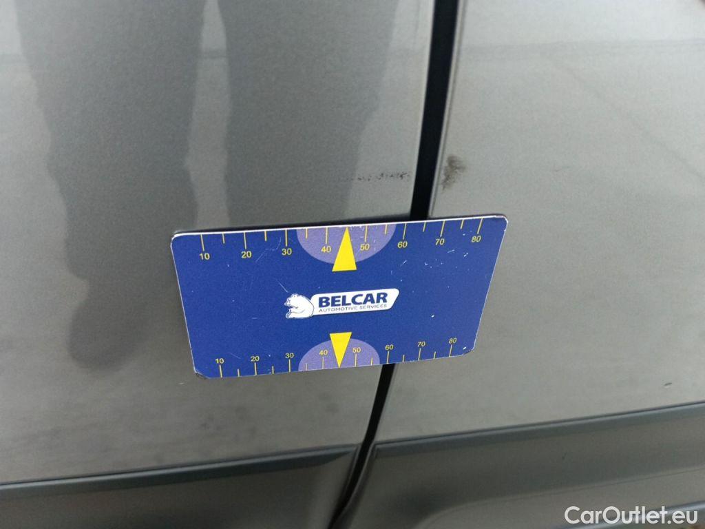 Citroen  C3 Citroën  1.5 BlueHDi 100 S&S MAN6 Shine 5d #27