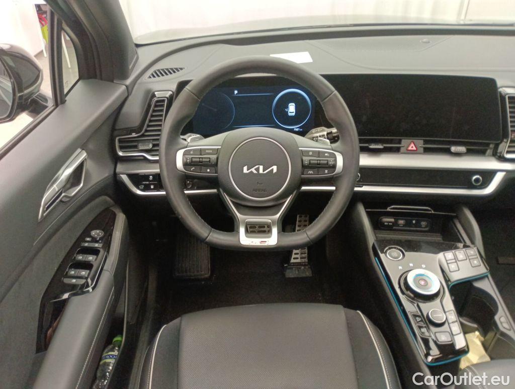 KIA  Sportage KIA  1.6 T-GDi 6A/T AWD GT Line PHEV 5d #9