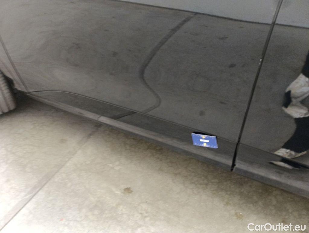 KIA  Sportage KIA  1.6 T-GDi 6A/T AWD GT Line PHEV 5d #22