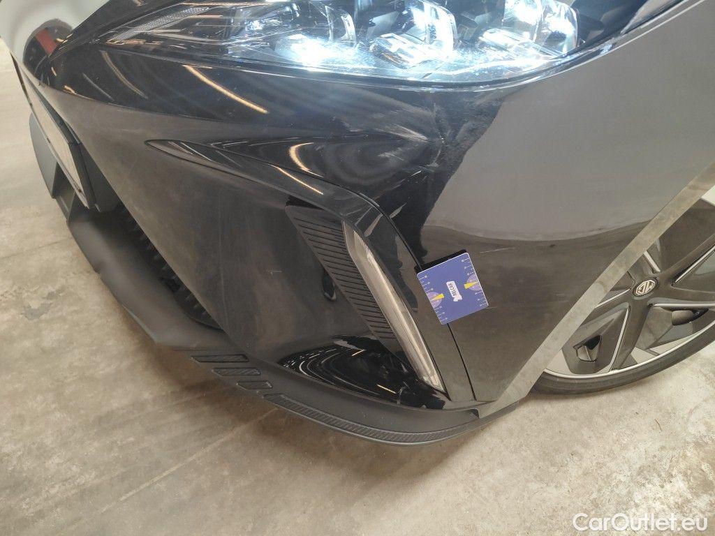 MG  4 MG  6 kWh Luxury 5d #69