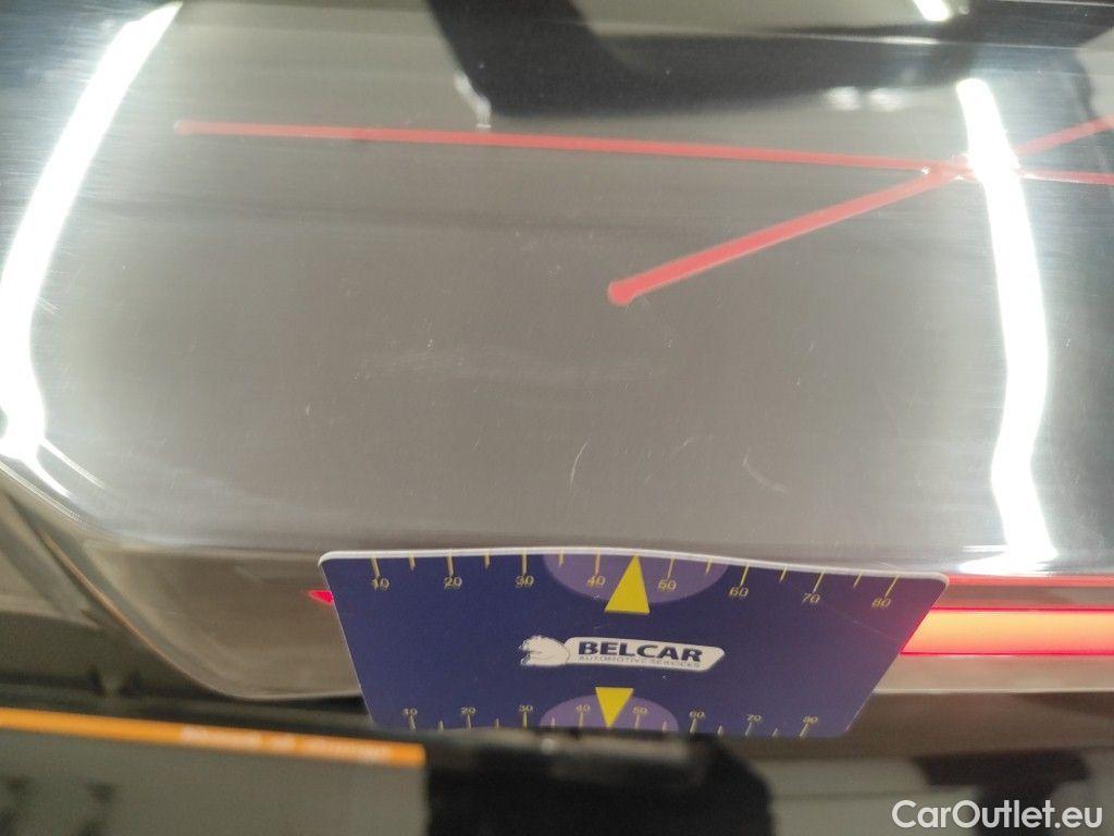 MG  4 MG  6 kWh Luxury 5d #62