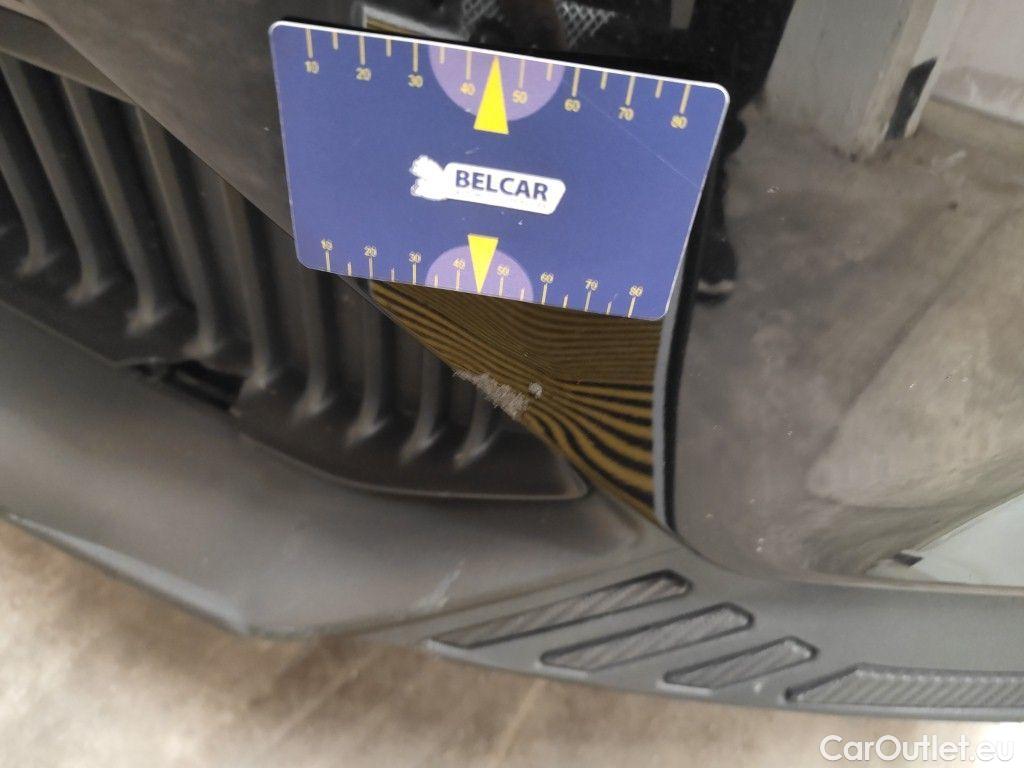 MG  4 MG  6 kWh Luxury 5d #30