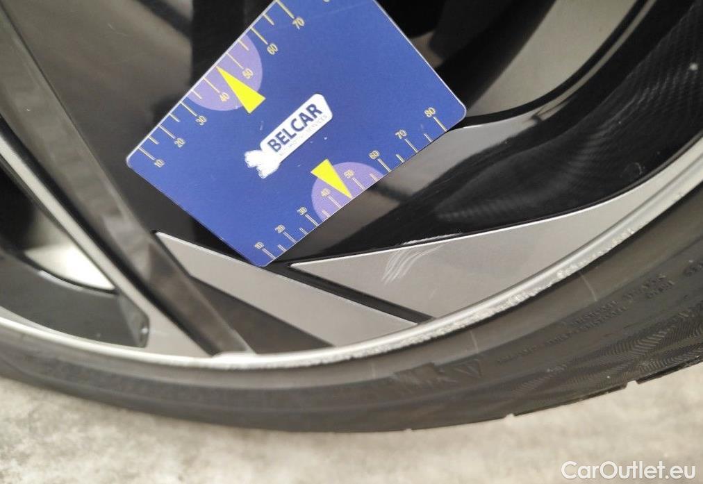 MG  4 MG  6 kWh Luxury 5d #24