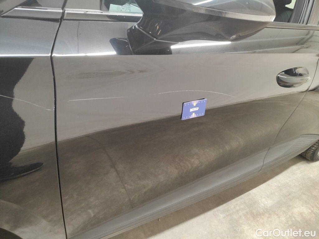 MG  4 MG  6 kWh Luxury 5d #44