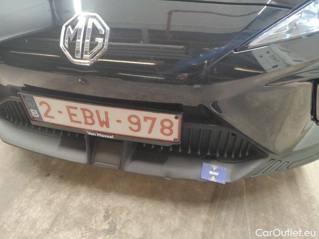 MG  4 MG  6 kWh Luxury 5d #71