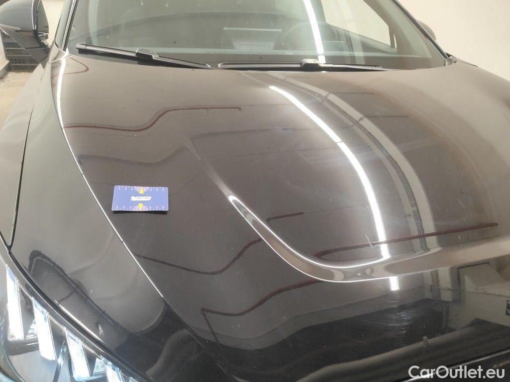 MG  4 MG  6 kWh Luxury 5d #35