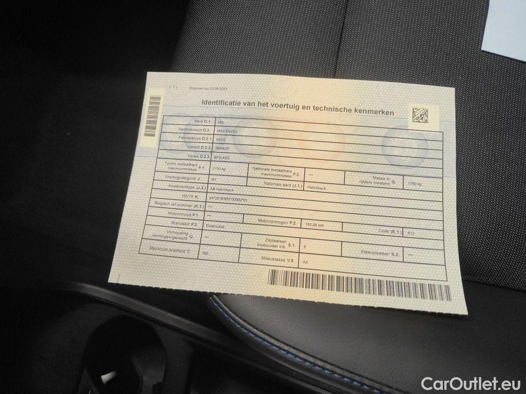 MG  4 MG  6 kWh Luxury 5d #11