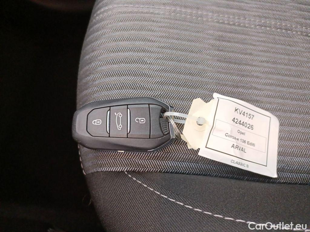 Opel  Corsa OPEL  - 2019 -e 50kWh 136 Edition (EU6.2) 5d Auto #4