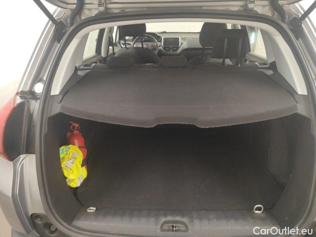 Peugeot  2008 Peugeot  1.2 Puretech 61kW S&S Active 5d #14