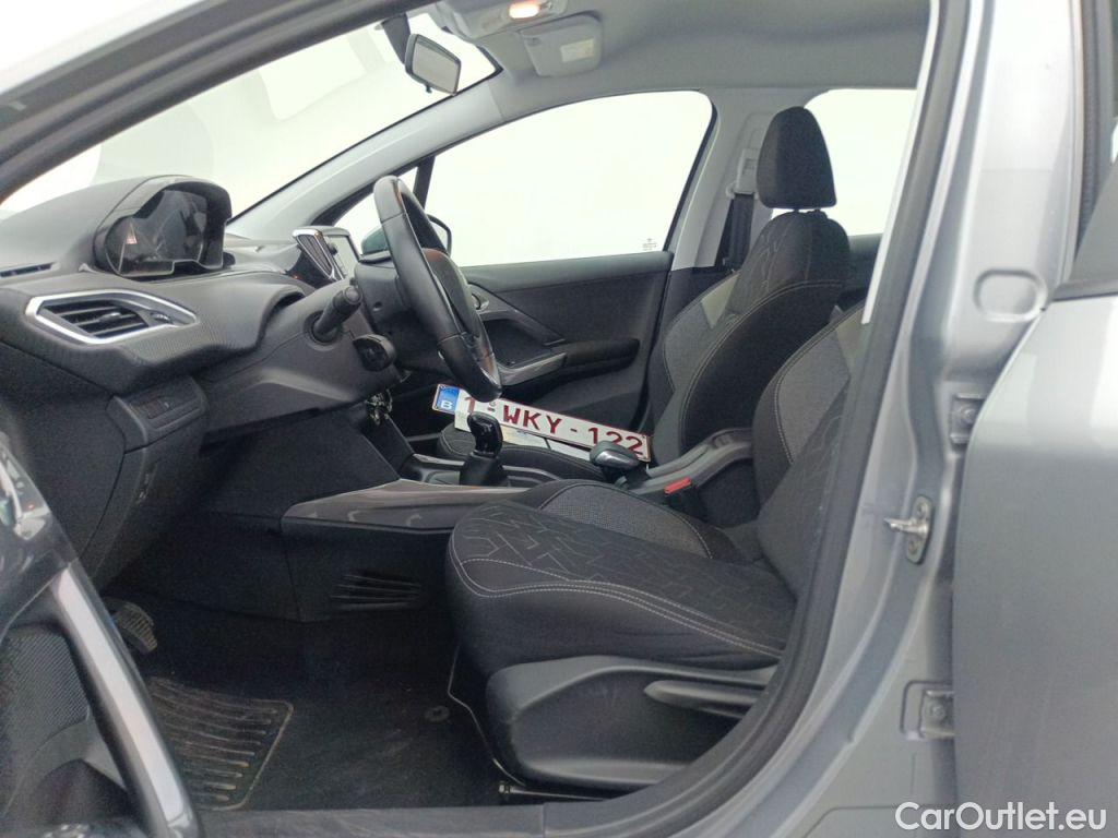 Peugeot  2008 Peugeot  1.2 Puretech 61kW S&S Active 5d #3