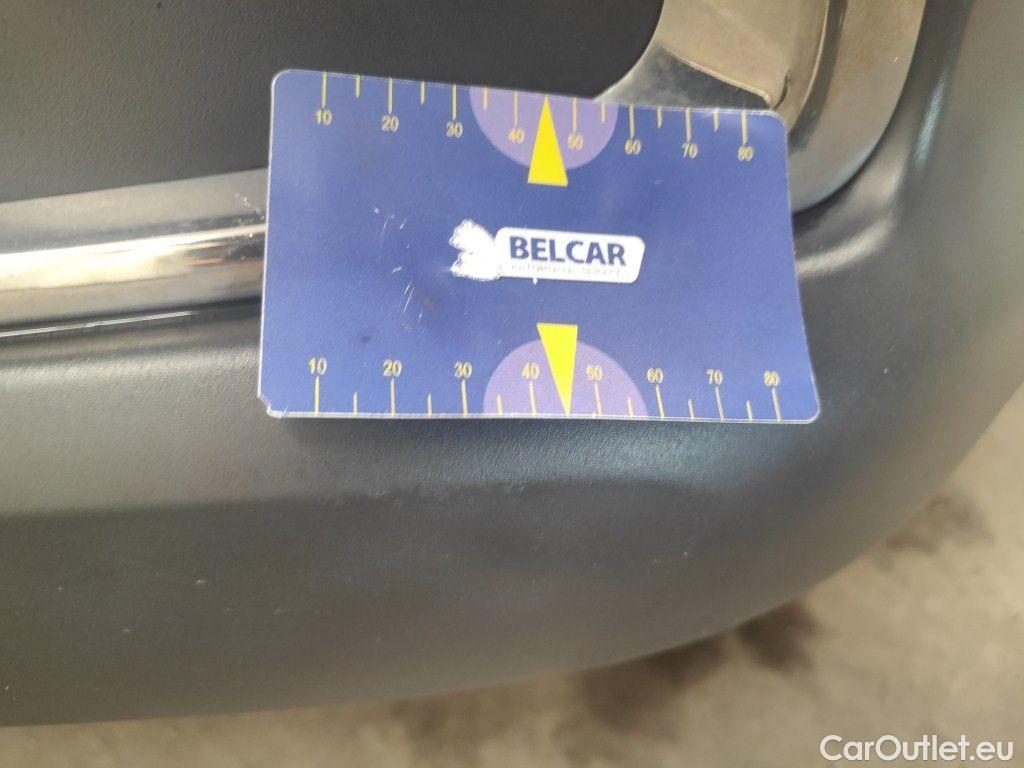 Peugeot  2008 Peugeot  1.2 Puretech 61kW S&S Active 5d #20