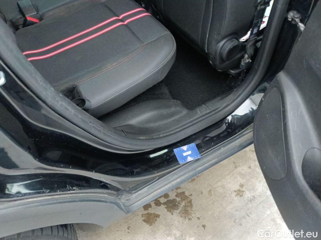 Opel  Crossland Opel  1.5 Turbo D 81kW S/S GS Line 5d #46