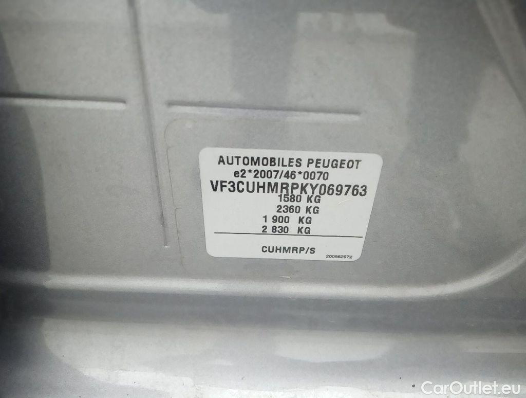 Peugeot  2008 Peugeot  1.2 Puretech 61kW S&S Active 5d #18