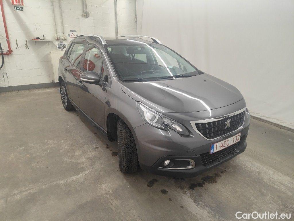 Peugeot  2008 Peugeot  1.2 Puretech 61kW S&S Active 5d #8