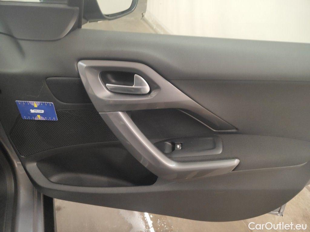 Peugeot  2008 Peugeot  1.2 Puretech 61kW S&S Active 5d #54