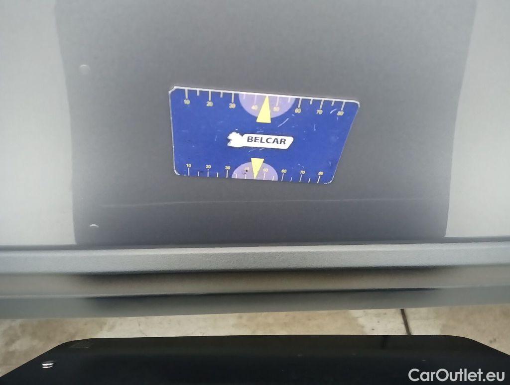 Peugeot  2008 Peugeot  1.2 Puretech 61kW S&S Active 5d #45