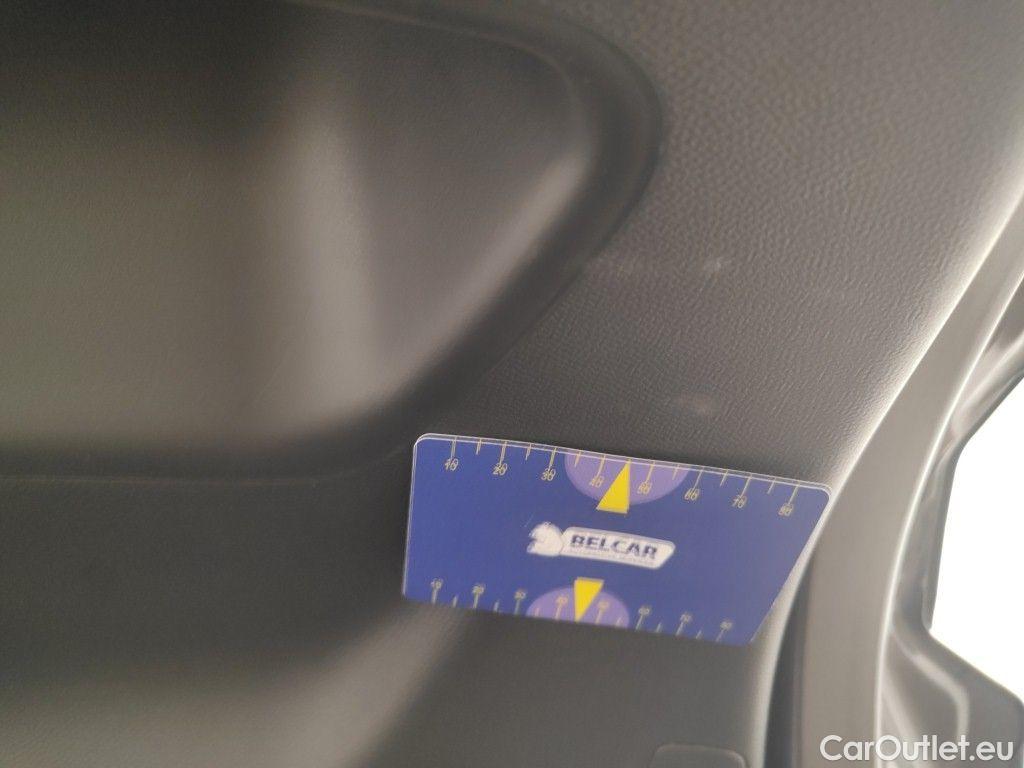 Peugeot  208 Peugeot  1.5 BlueHDi 100 MAN6 S&S Allure pack 5d #42