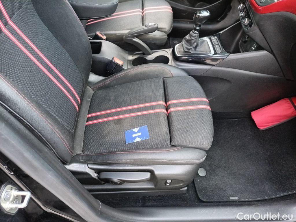 Opel  Crossland Opel  1.5 Turbo D 81kW S/S GS Line 5d #57