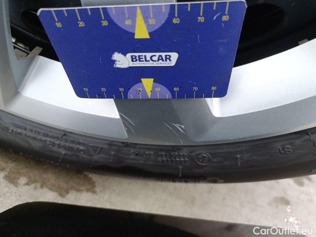 Opel  Corsa OPEL  - 2019 -e 50kWh 136 Edition (EU6.2) 5d Auto #51