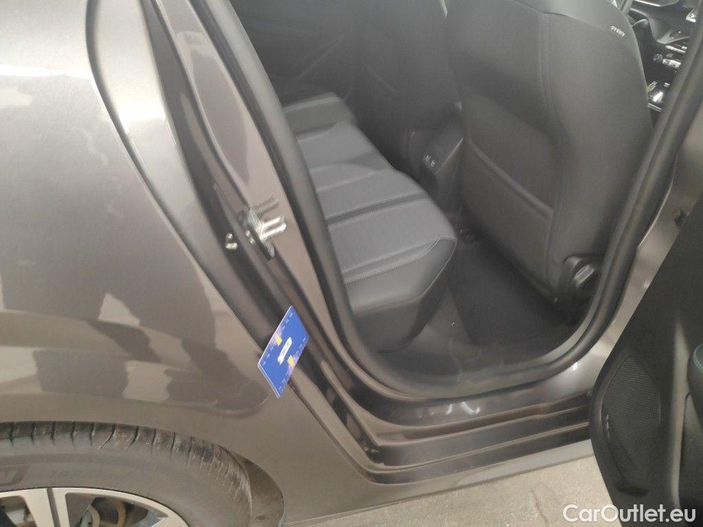 Peugeot  208 Peugeot  1.5 BlueHDi 100 MAN6 S&S Allure pack 5d #39