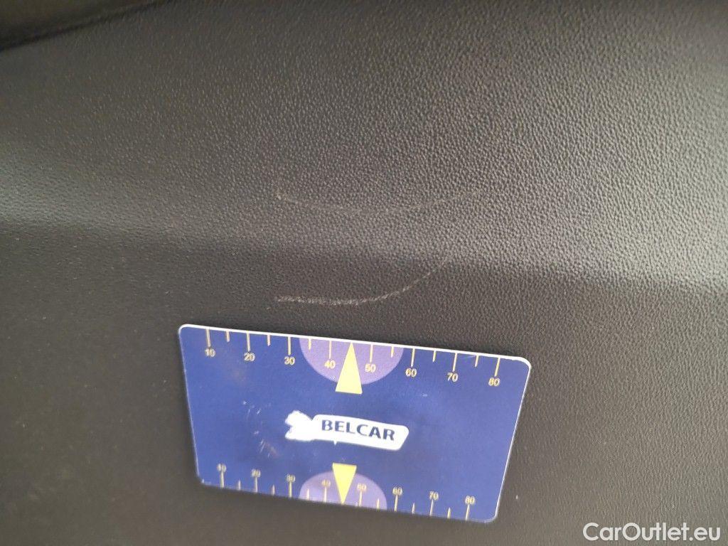 Peugeot  2008 Peugeot  1.2 Puretech 61kW S&S Active 5d #56