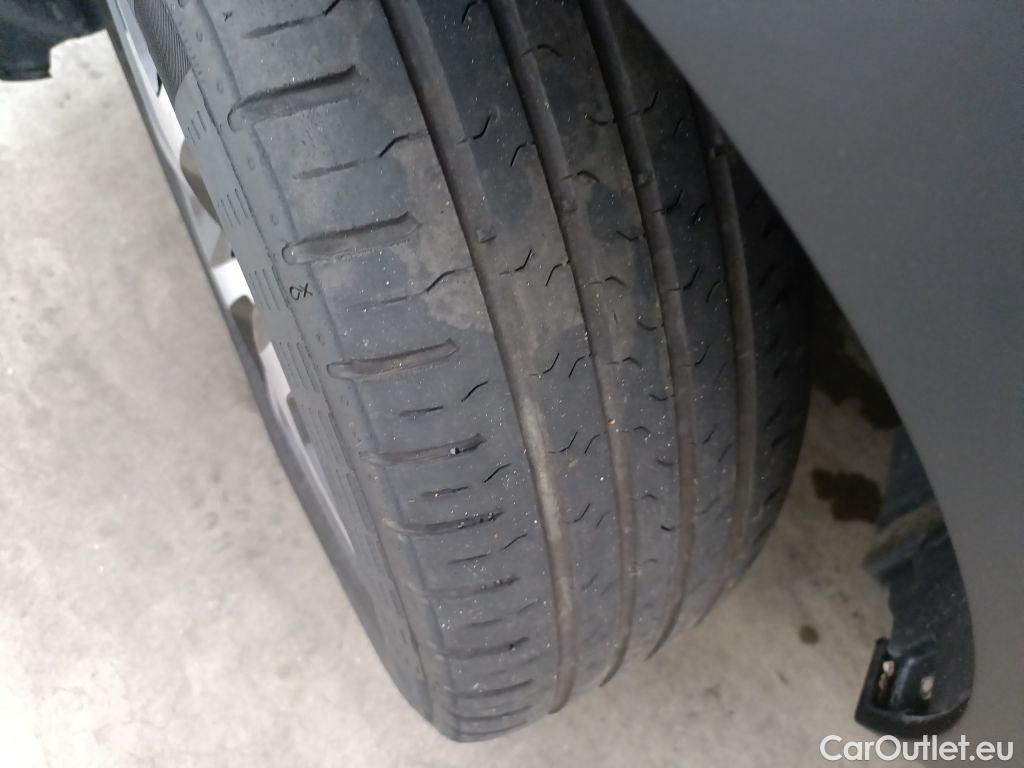 Renault  Captur Renault  Energy TCe 90 Intens 5d #16