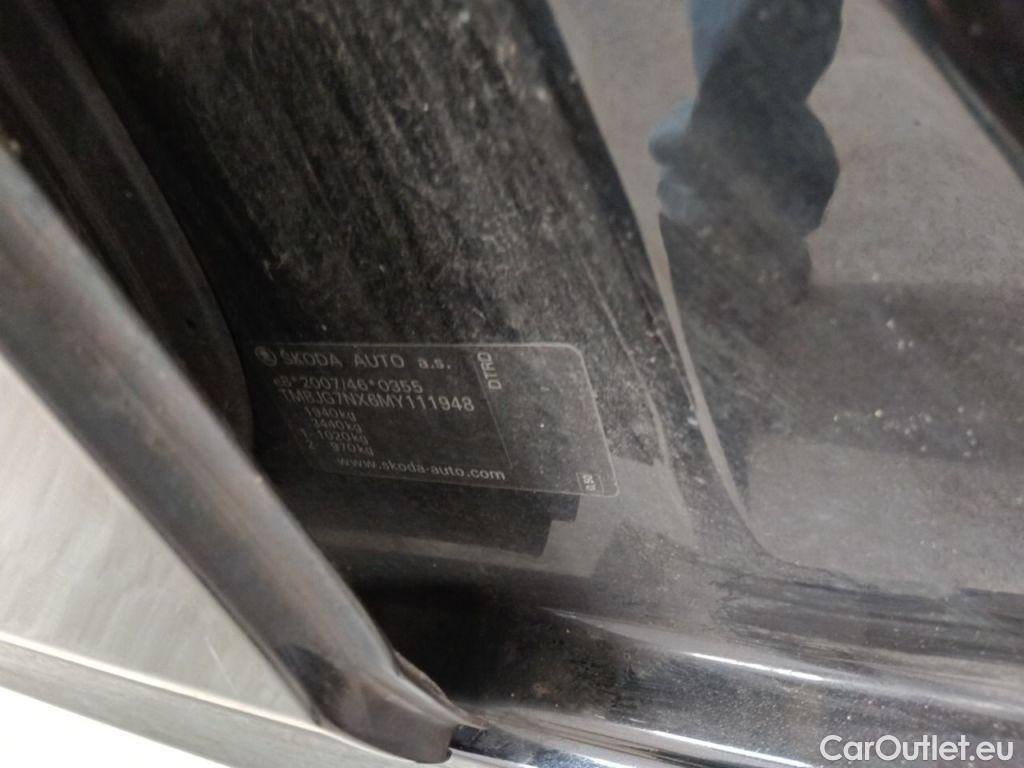 Skoda  Octavia Skoda  Combi 2.0 CRTDI 85kW Ambition 5d #21