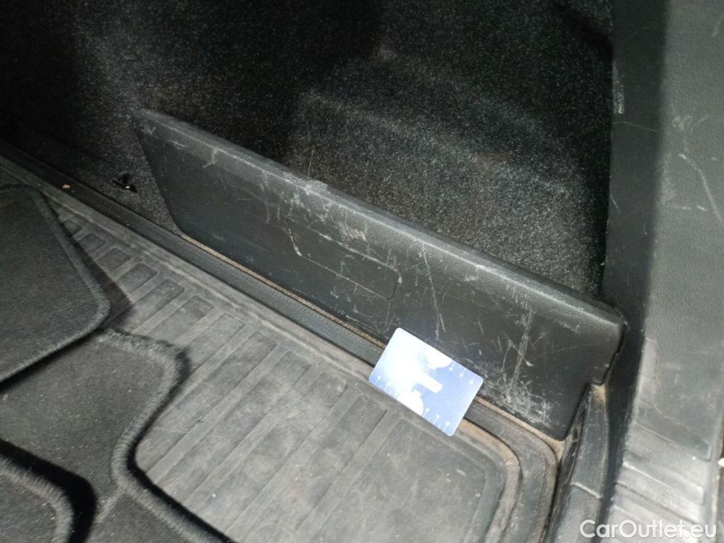 Skoda  Octavia Skoda  Combi 2.0 CRTDI 85kW Ambition 5d #38