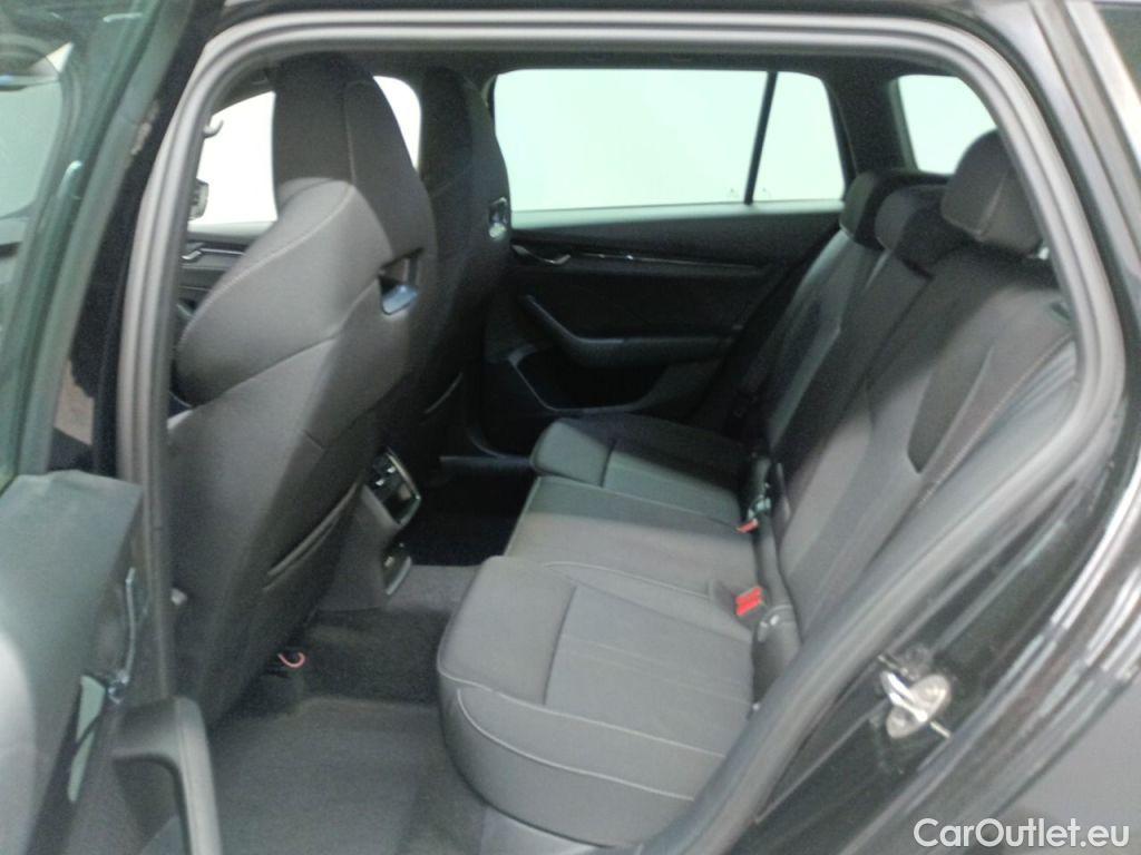 Skoda  Octavia Skoda  Combi 2.0 CRTDI 85kW Ambition 5d #10