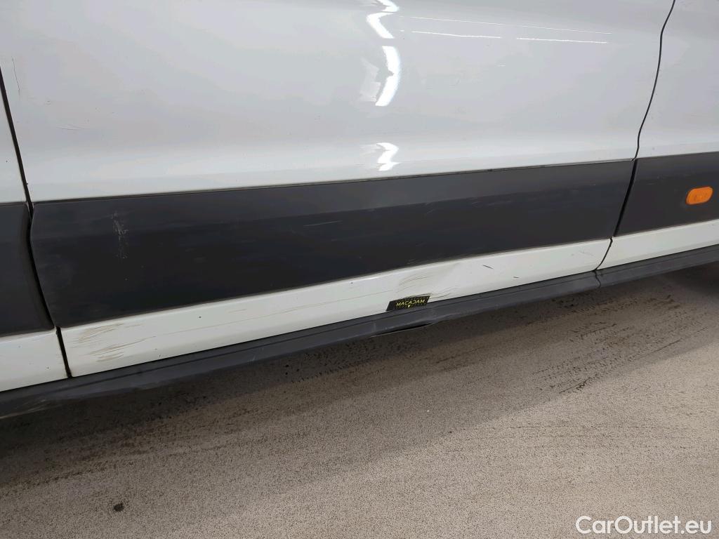 Ford  Transit Ford  350 170pk L4H3 Trend RWD 4d #32