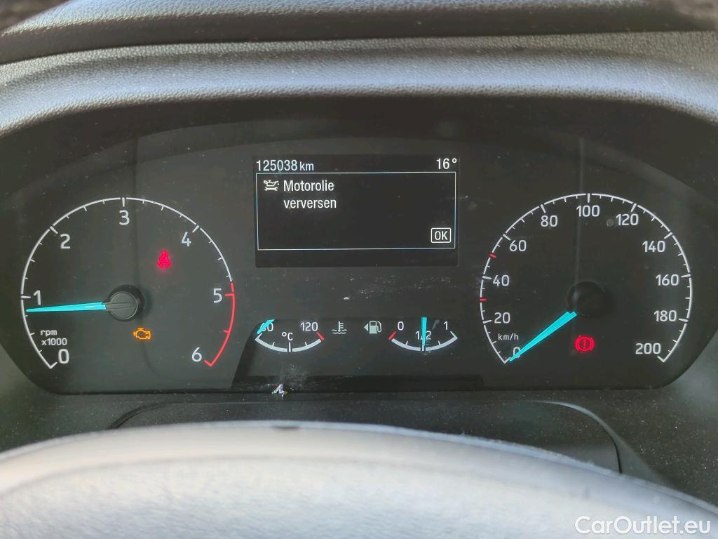 Ford  Transit Ford  350 170pk L4H3 Trend RWD 4d #7