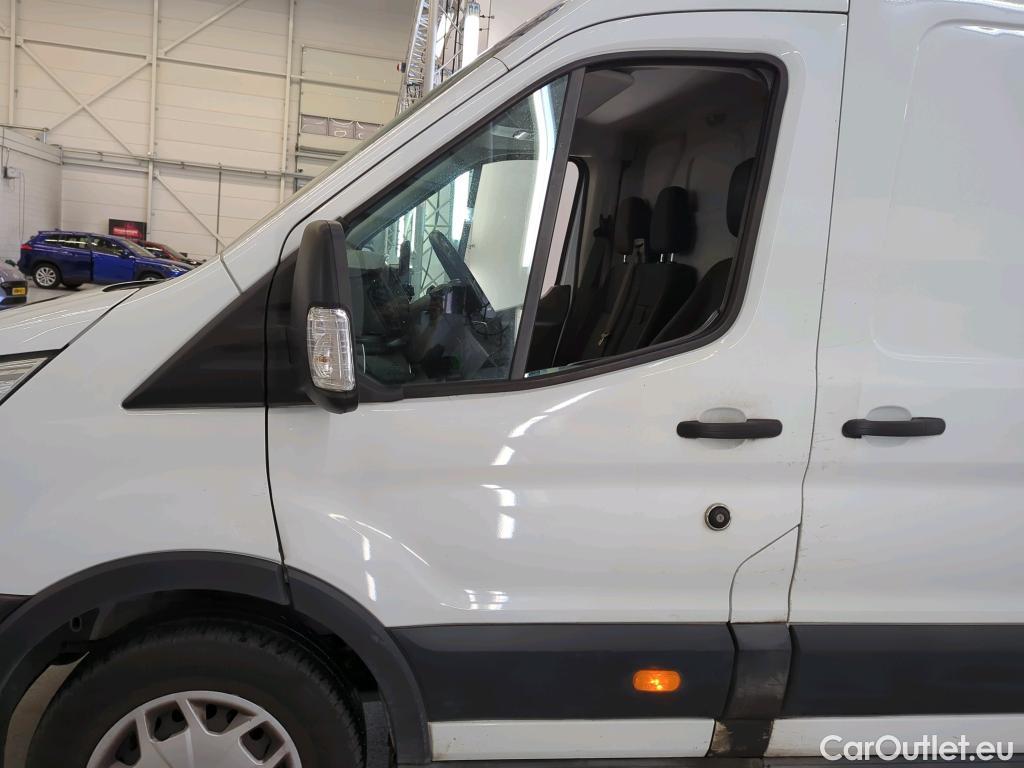 Ford  Transit Ford  350 170pk L4H3 Trend RWD 4d #26