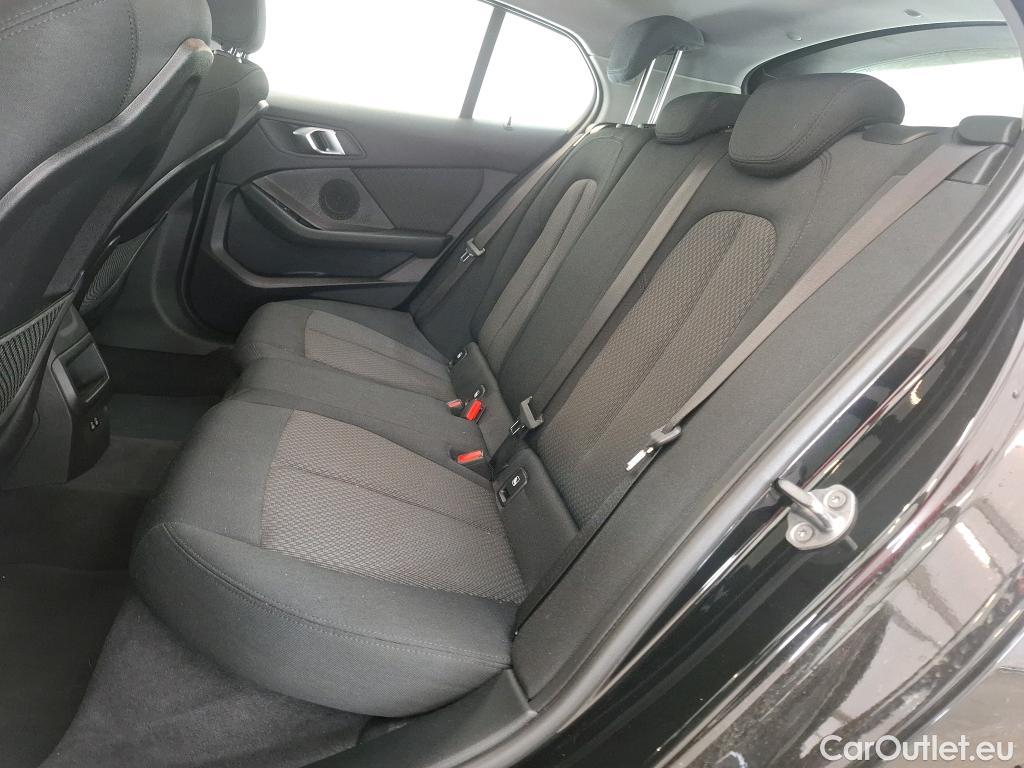 Bmw  Serie 1 BMW Série 1  2019  5P  Berline 116i DKG7 Business Design #9