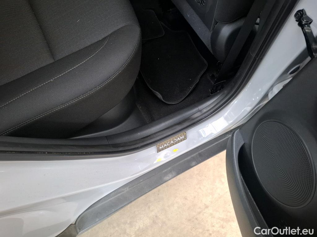 Hyundai  Konna Kona Business Hybrid 2WD 1.6 GDI 140CV BVA6 E6d #63