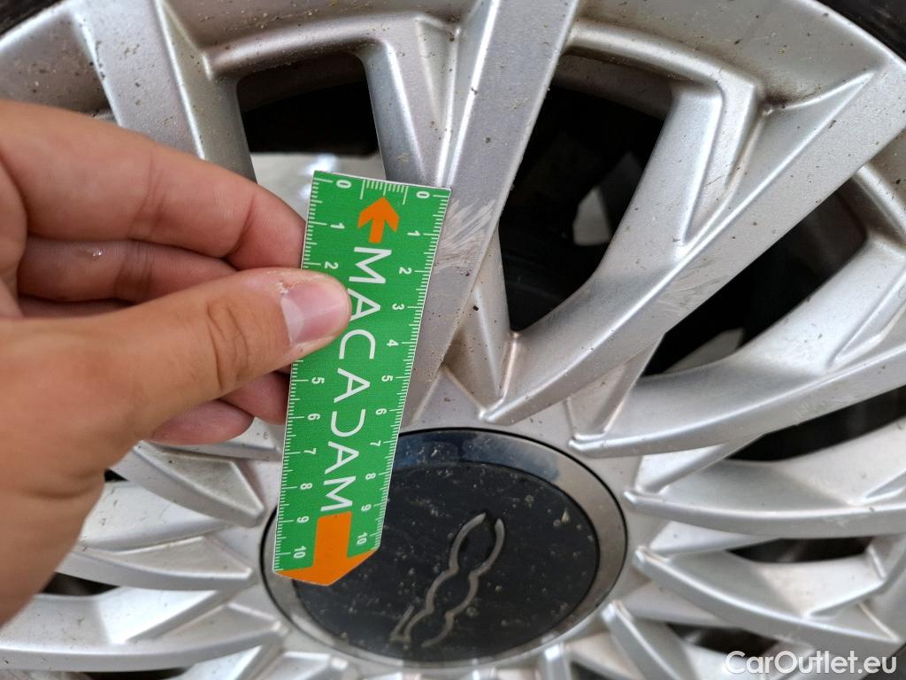 Fiat  500 FIAT  2015 3P Berline Hybrid 10 BSG 70 ch Dolcevita #26