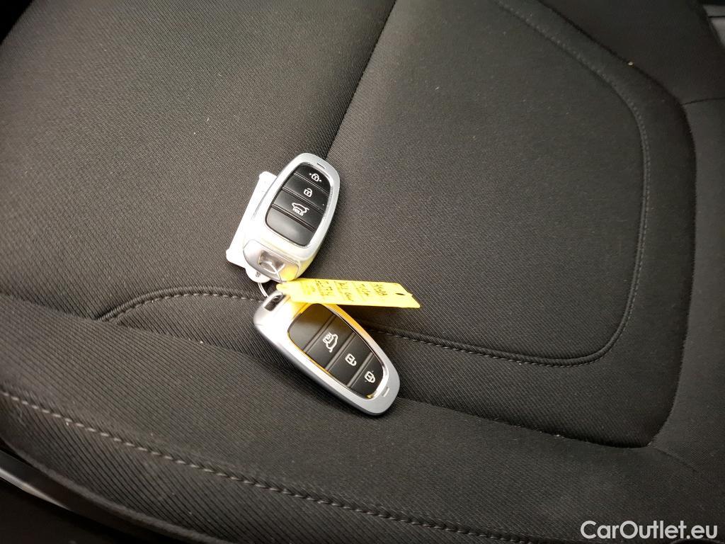 Hyundai  Tucson HYUNDAI  / 2020 / 5P / SUV 1.6 PHEV 265 HTRAC CREATIVE 4WD AUTO #13