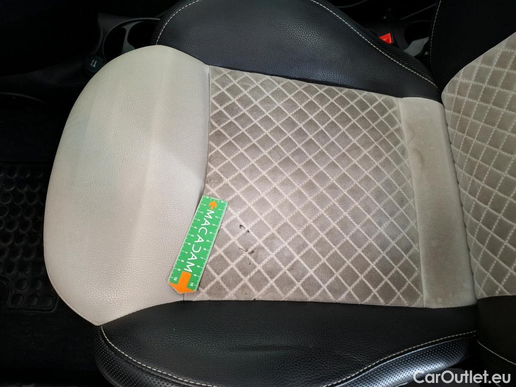 Fiat  500 FIAT  2015 3P Berline Hybrid 10 BSG 70 ch Dolcevita #20