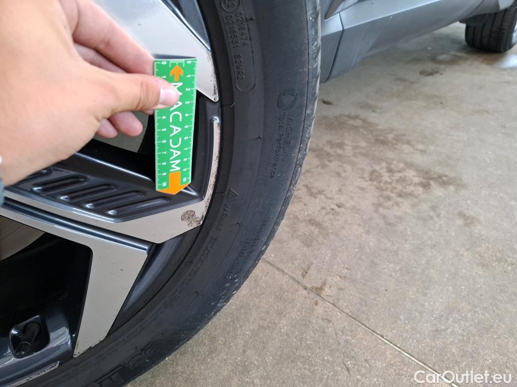 Hyundai  Tucson HYUNDAI  / 2020 / 5P / SUV 1.6 PHEV 265 HTRAC CREATIVE 4WD AUTO #4