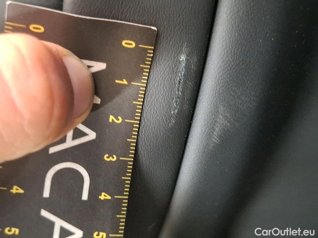 DS  DS7 7 Crossback Grand Chic 1.6 PureTech 225CV BVA8 E6dT #124