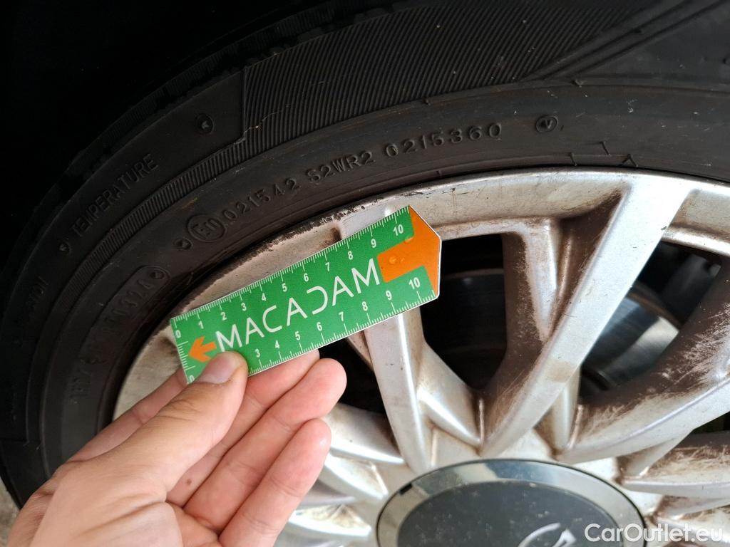 Fiat  500 FIAT  2015 3P Berline Hybrid 10 BSG 70 ch Dolcevita #11