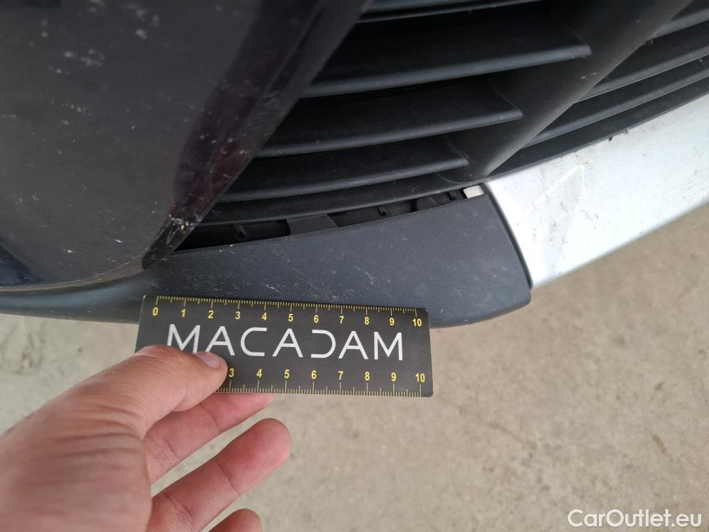 DS  DS7 7 Crossback Grand Chic 1.6 PureTech 225CV BVA8 E6dT #135