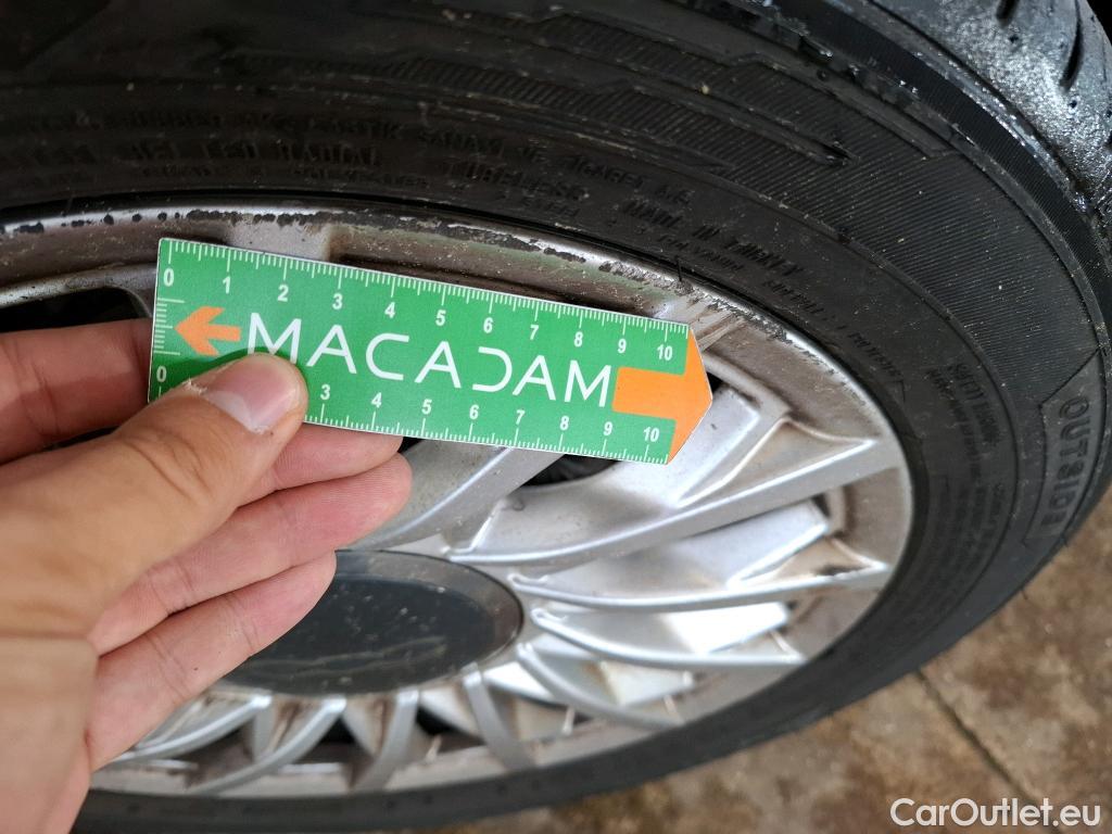 Fiat  500 FIAT  2015 3P Berline Hybrid 10 BSG 70 ch Dolcevita #14