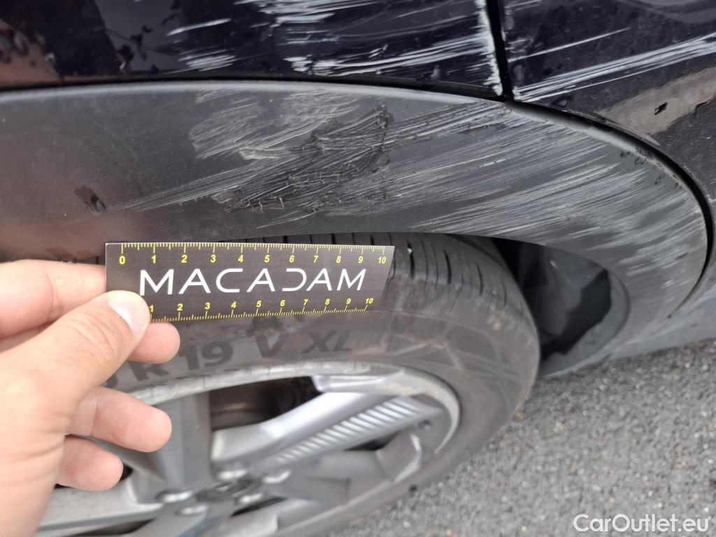 DS  DS7 7 Crossback Grand Chic 1.6 PureTech 225CV BVA8 E6dT #110