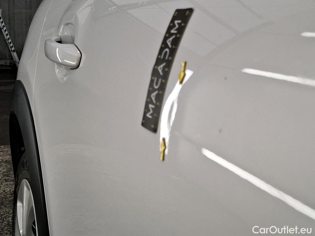 Citroen  C3 CITROEN  / 2016 / 5P / Berline PureTech 110 S&S BVM Feel #8